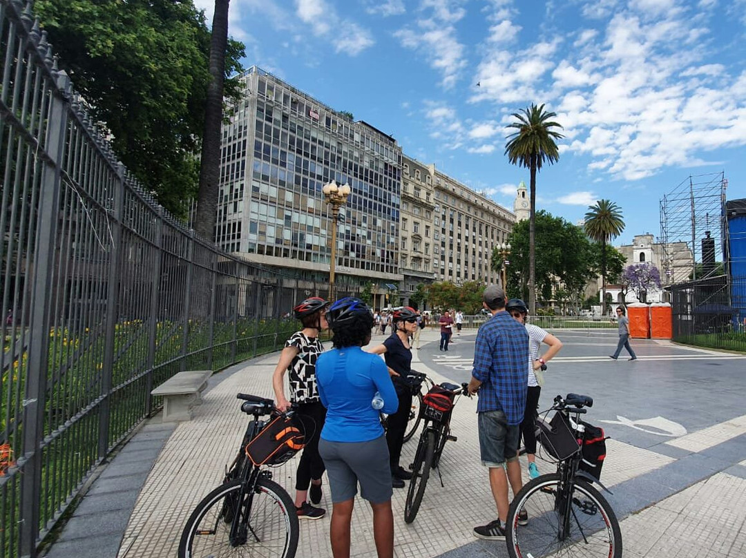 Biker Street Buenos Aires Bike Tours景点图片