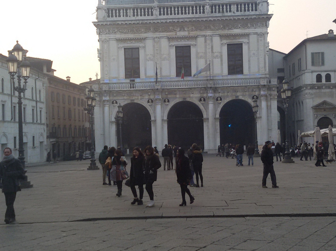 Piazza della Loggia景点图片