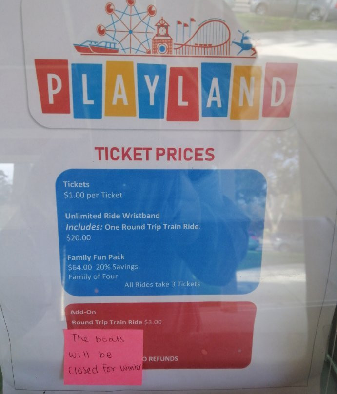 Rotary Storyland Playland Family Amusement Park景点图片