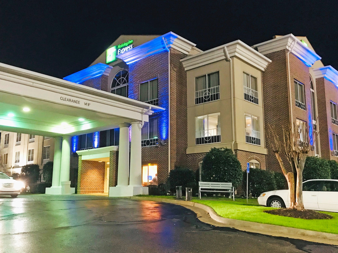 Holiday Inn Express & Suites Vicksburg By IHG主图