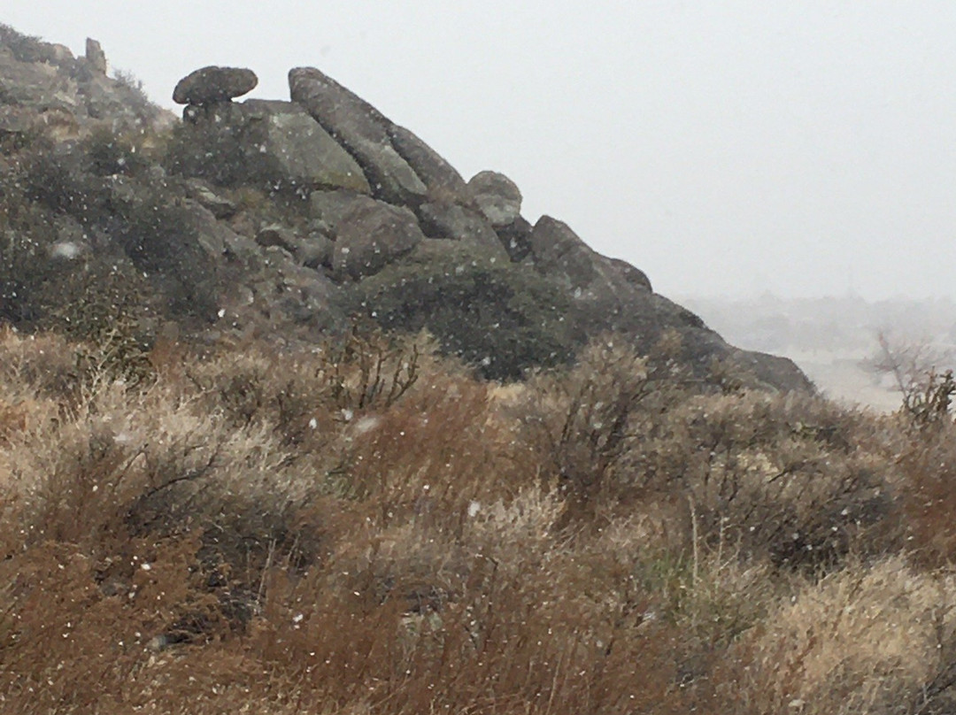 Piedra Lisa Trail-Tijeras必去景点