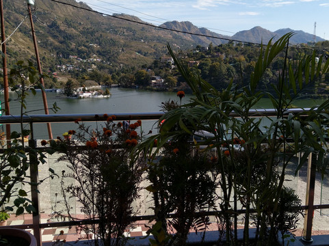 塔尔天堂酒店主图