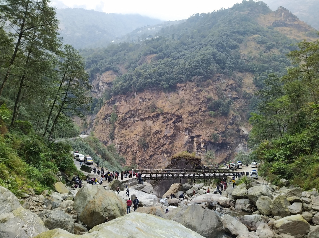 Naga Falls-Lachung必去景点