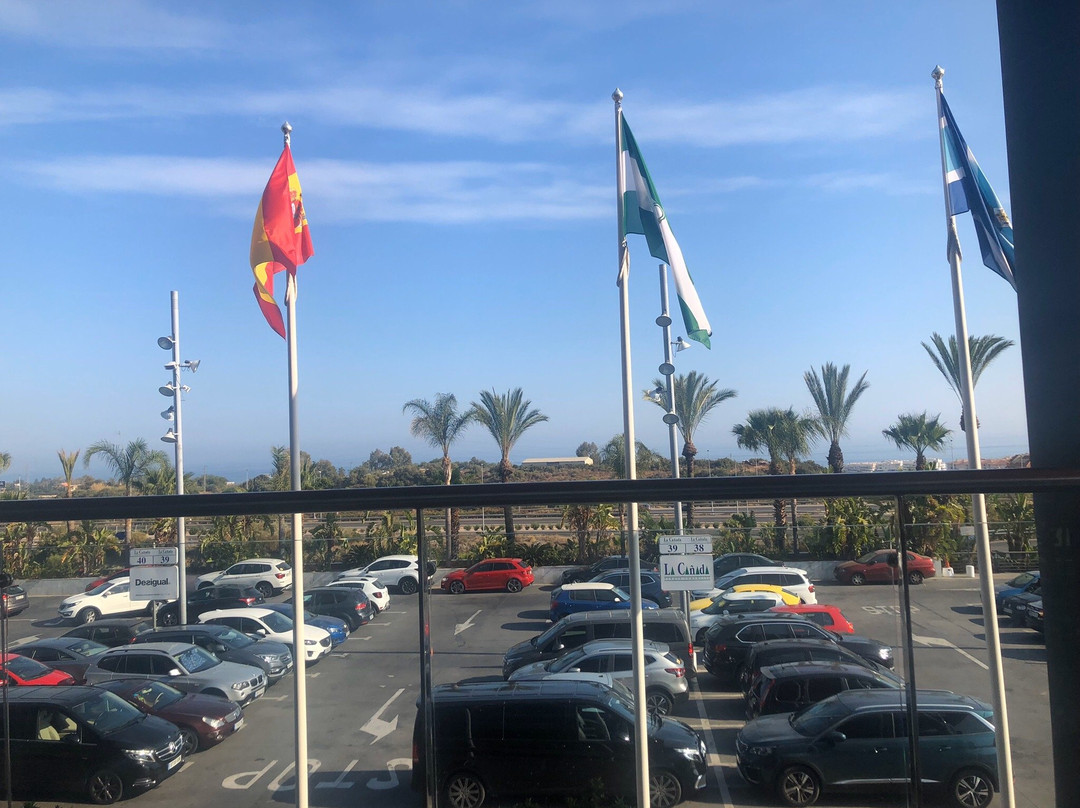 La Canada Shopping Centre景点图片