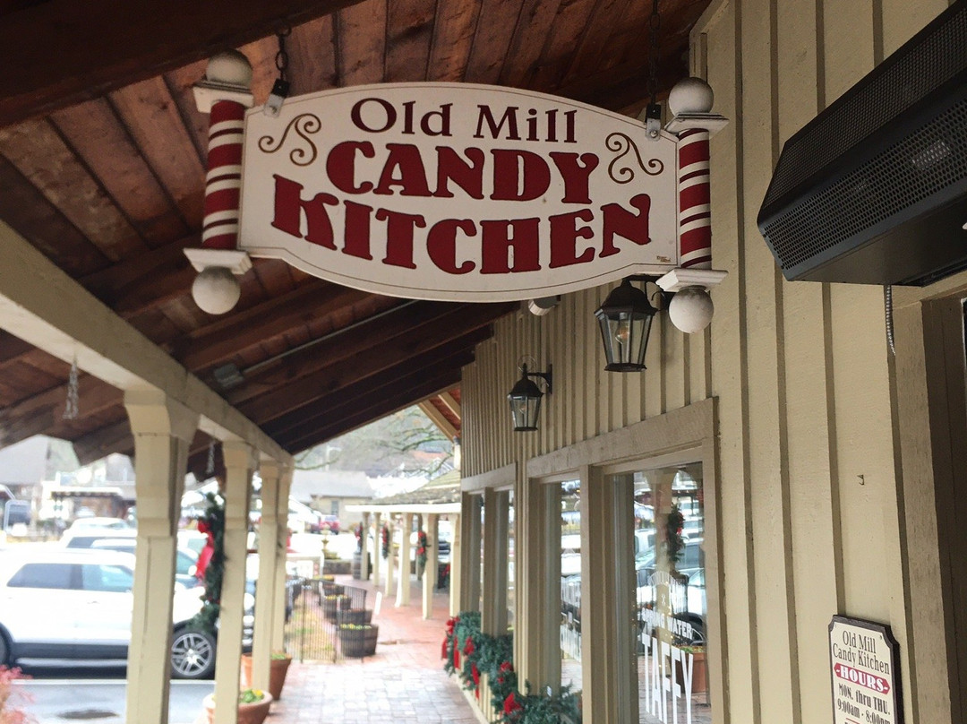 The Old  Mill Candy Kitchen景点图片