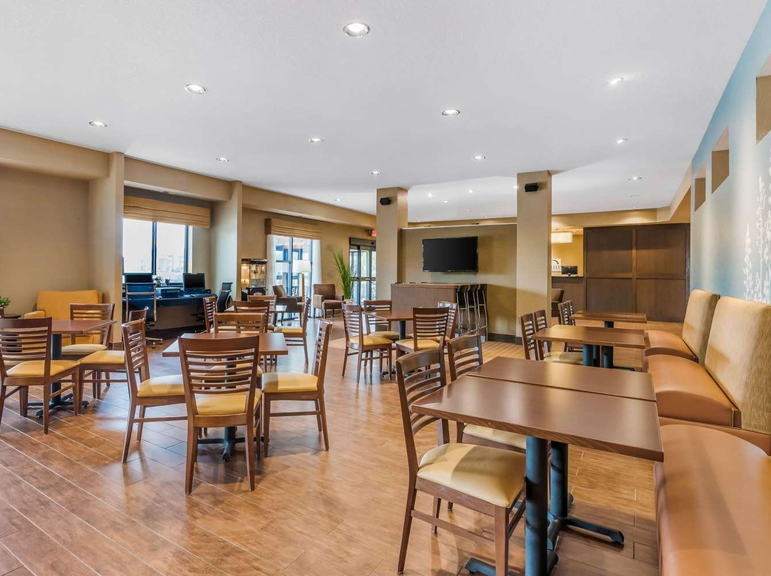 Sleep Inn & Suites Near ISU Campus主图