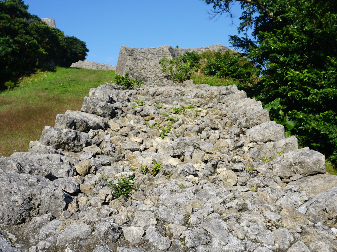 Katsuren Castle Ruins景点图片