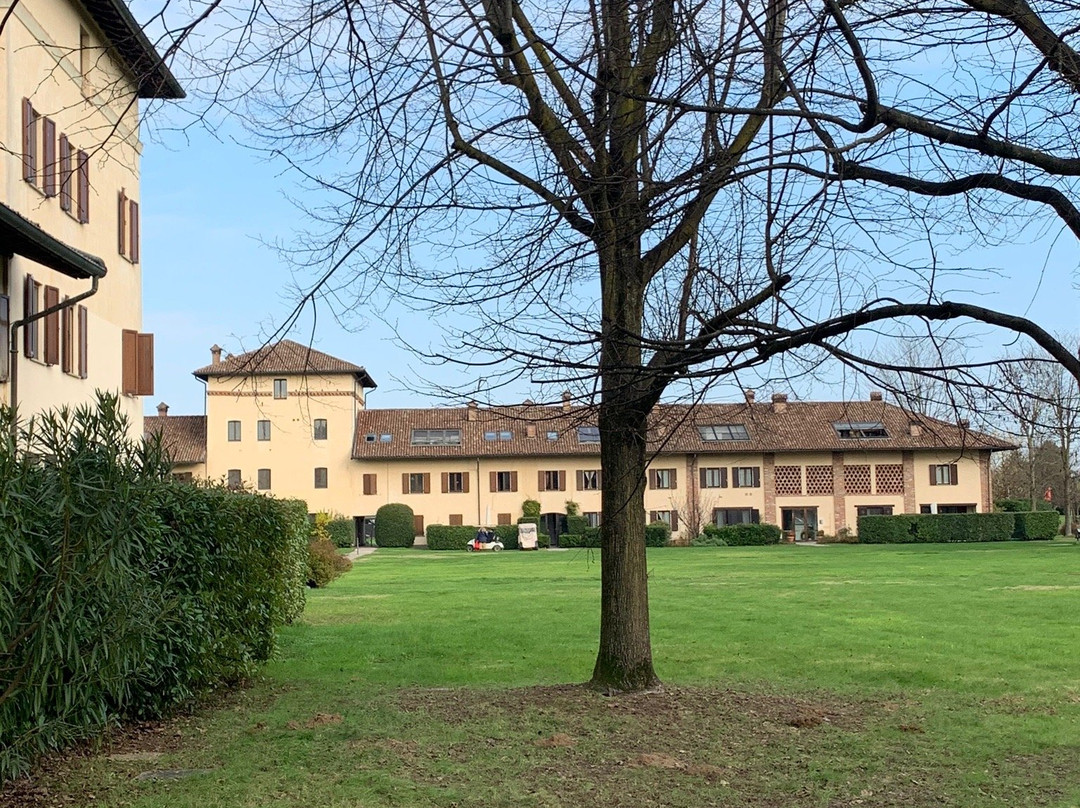 Complesso agricolo fortificato di Tolcinasco-Pieve Emanuele必去景点