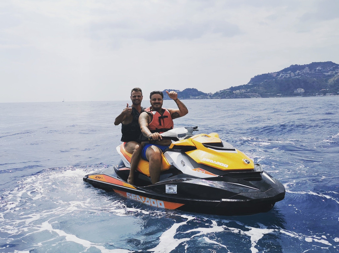 Jet Ski Rent Taormina Letojanni景点图片
