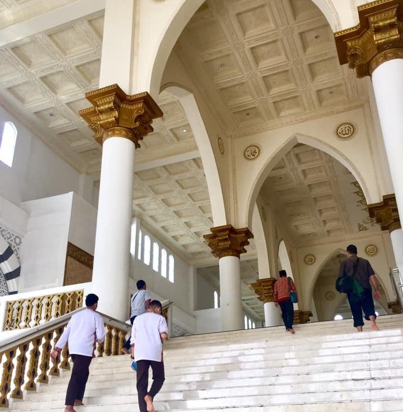 Masjid Raya Mujahidin-坤甸必去景点