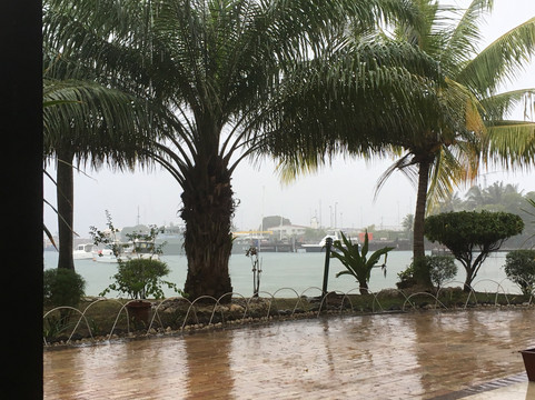 所罗门其塔诺曼达纳酒店主图