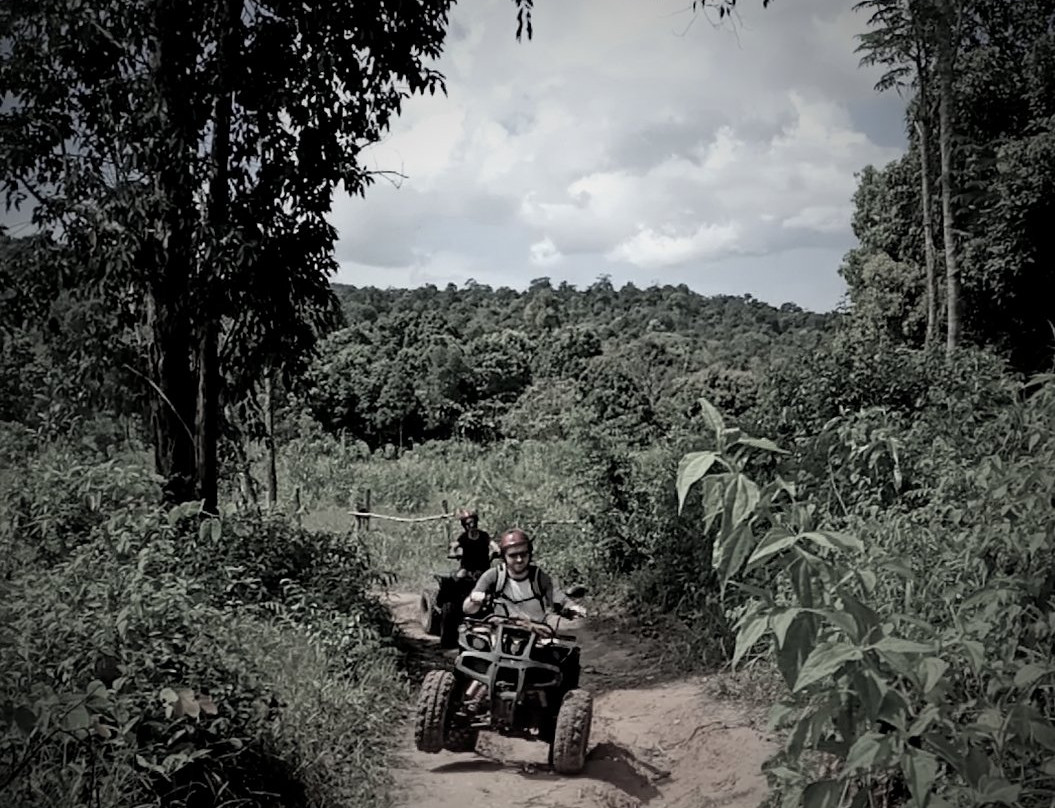 伍迪越野冒险-高龙必去景点