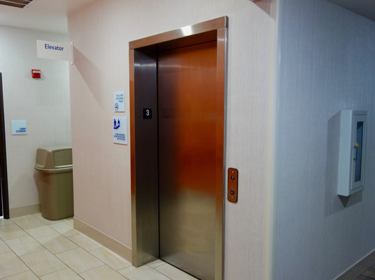 Holiday Inn Express & Suites New Boston By IHG主图