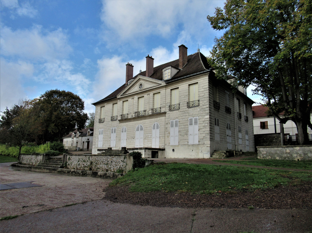 Château des Cèdres-Montfermeil必去景点
