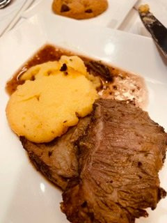 Escape Lounges Rhode Island T.F. Green Airport-沃威克必去景点