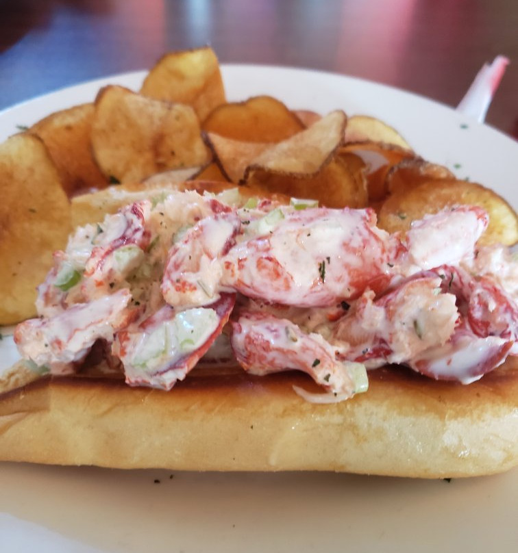 Wolfie's Bar and Grille