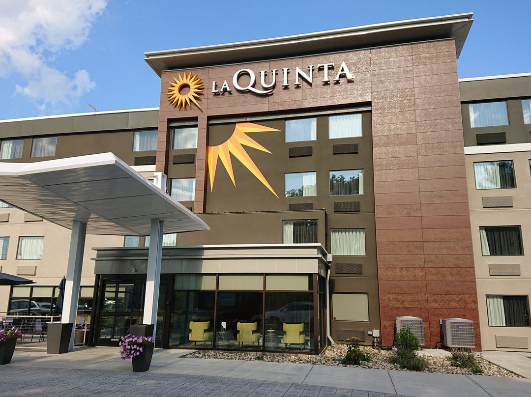 La Quinta Inn & Suites by Wyndham Portland主图
