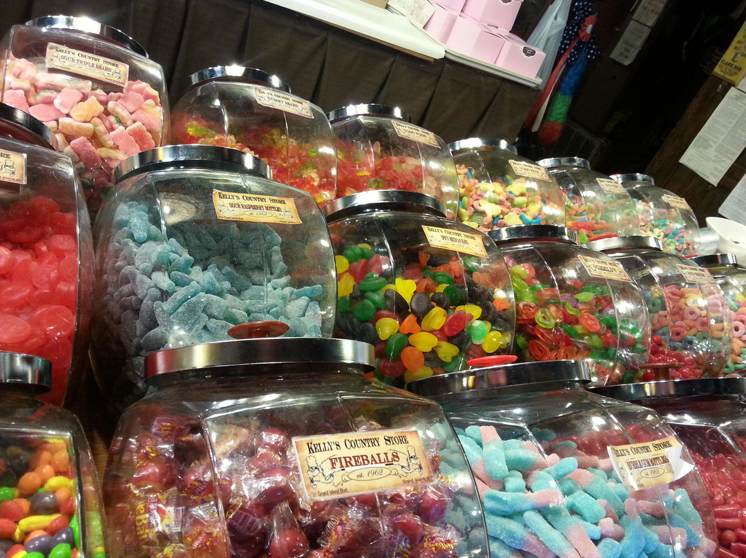 格兰特岛旅游景点-Kelly's Country Store