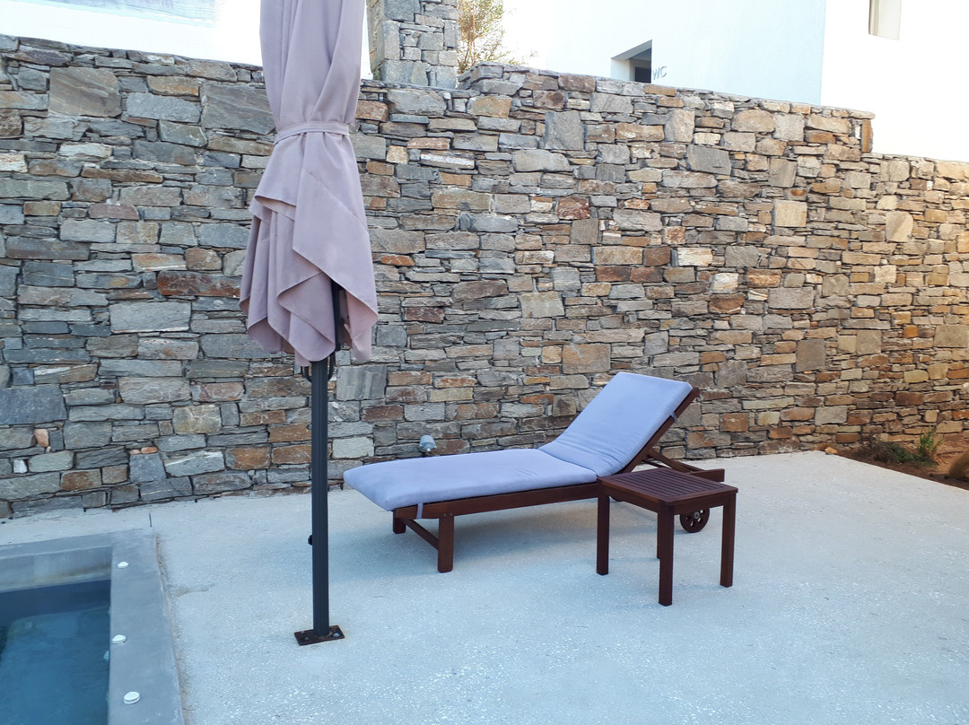 Paros Comfy Suites主图