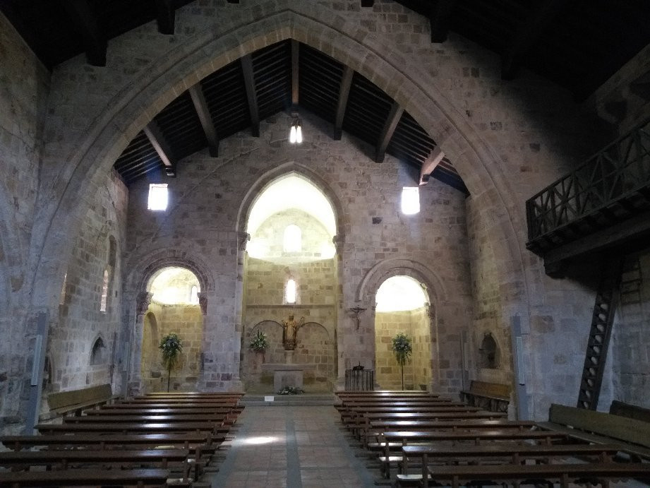 Iglesia de San Cipriano-萨莫拉必去景点