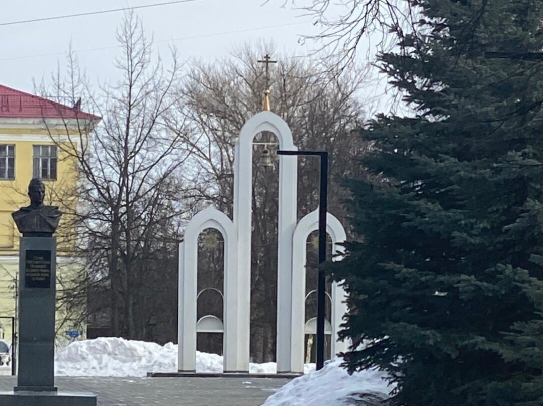 Monument to V.F. Polyakov景点图片