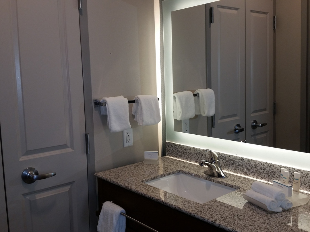 Homewood Suites By Hilton Wauwatosa Milwaukee主图