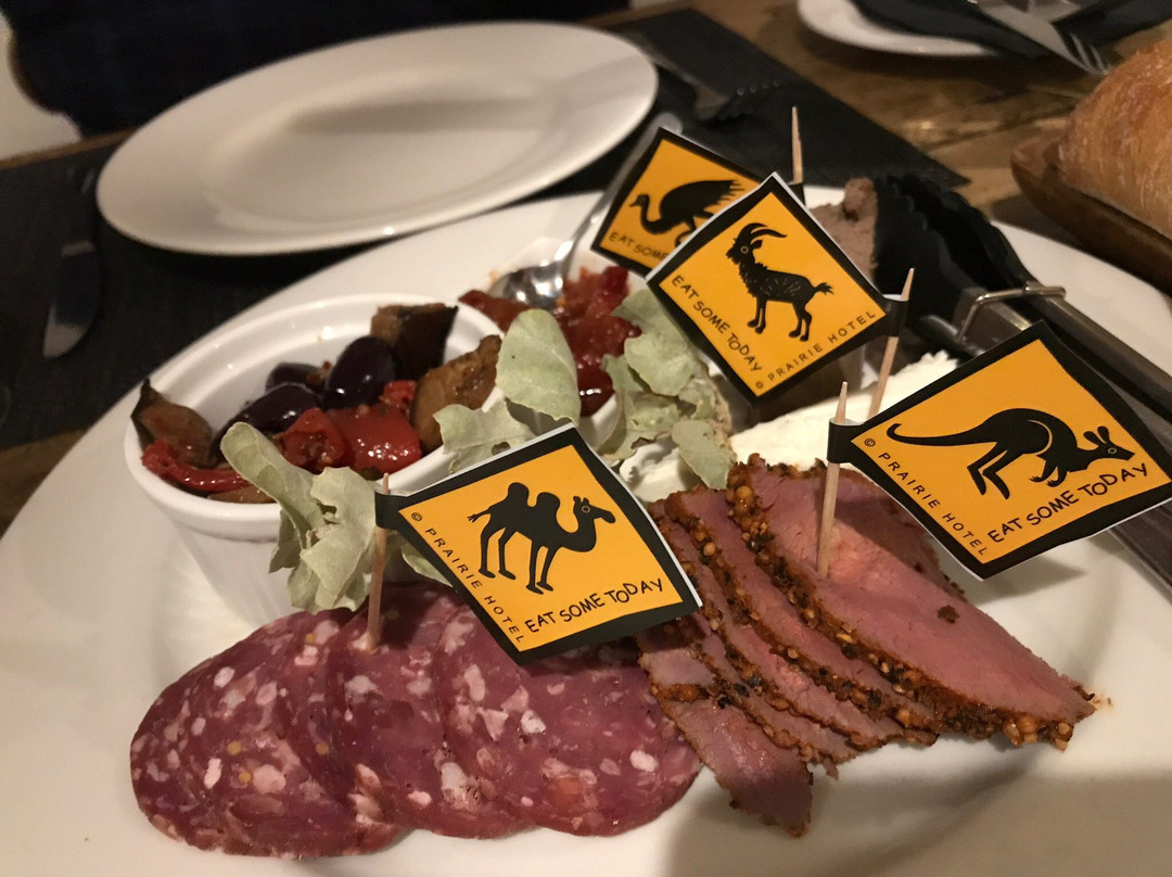 Prairie Hotel & Outback Lodge主图