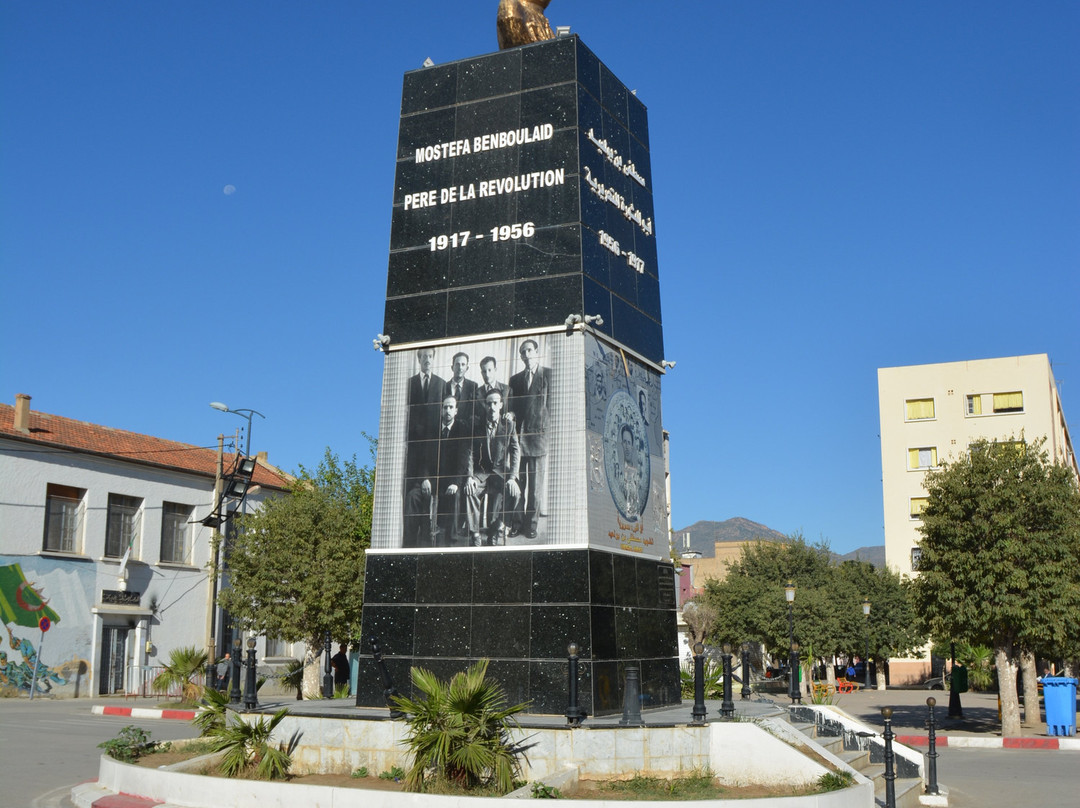 La Statue de Moustapha Ben Boulaid景点图片