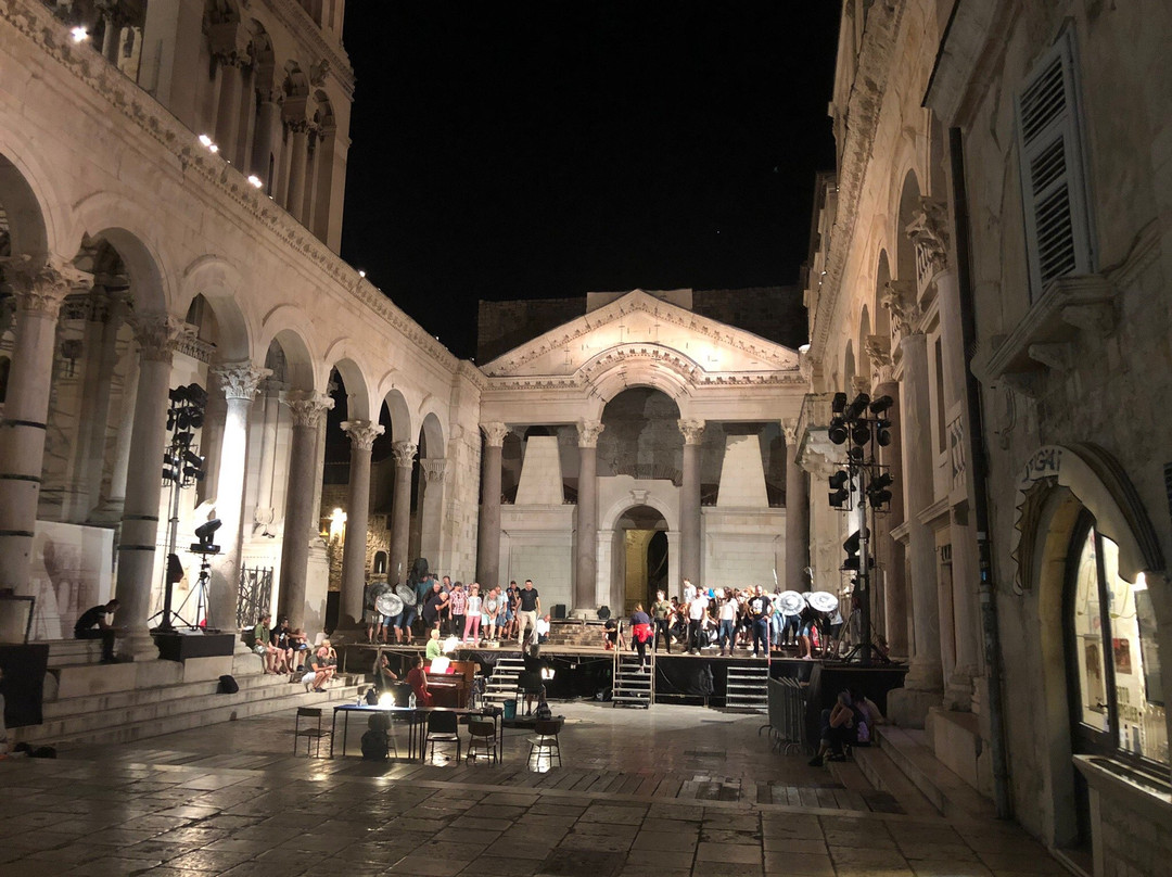 The Peristyle of Diocletian's Palace景点图片