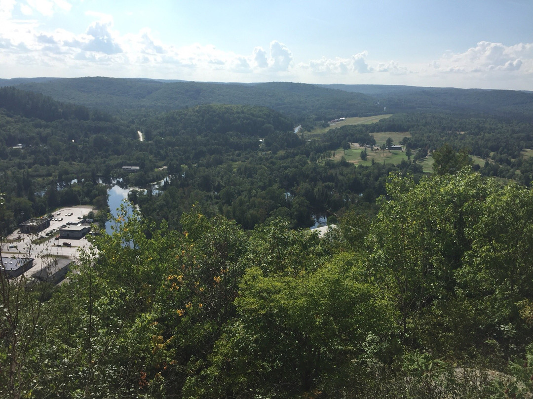 Eagle's Nest Park & Lookout-班克罗夫特必去景点