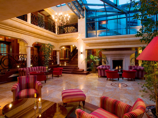 Meduza Hotel Restauracja主图