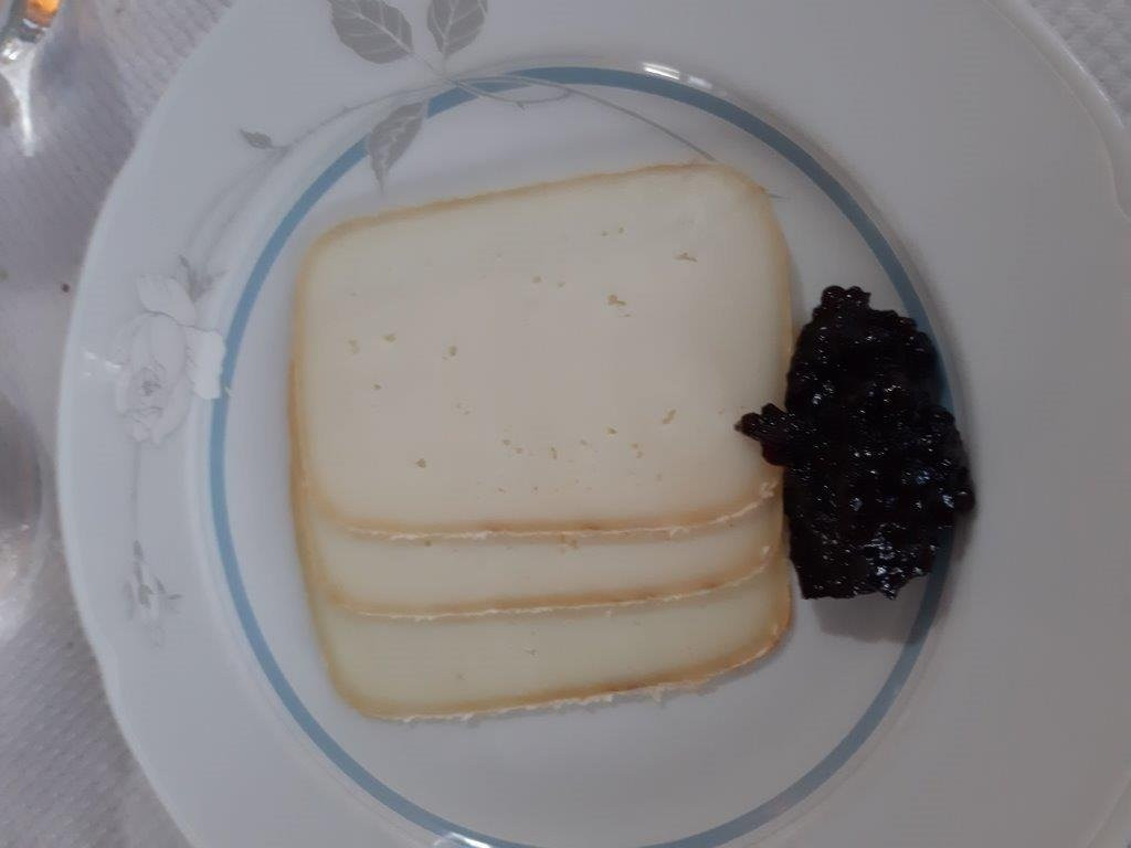 皮卡萨利亚酒店主图