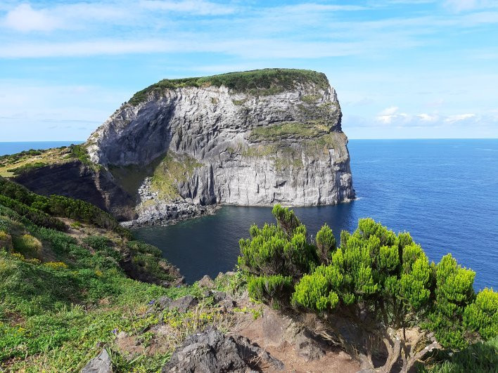 Morro de Castelo Branco-Faial Island必去景点