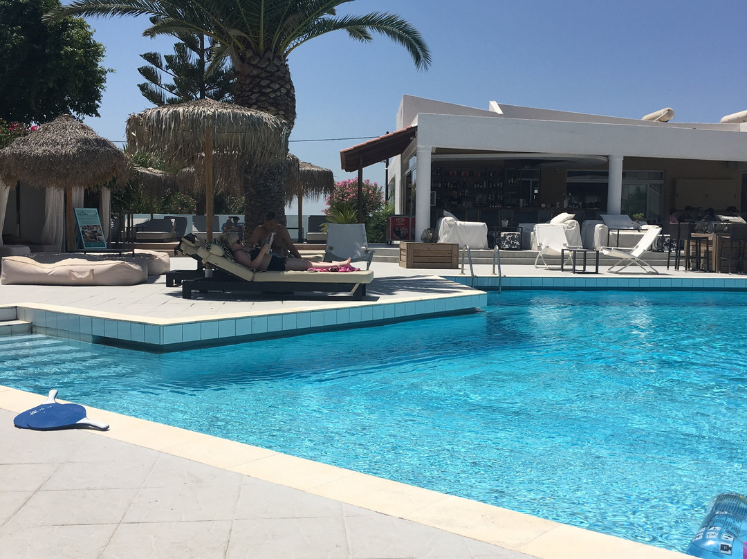 Golden Star Hotel Apartments主图