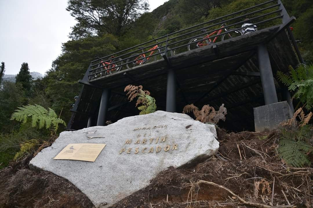 Bahia Acantilada-Puerto Aisen必去景点