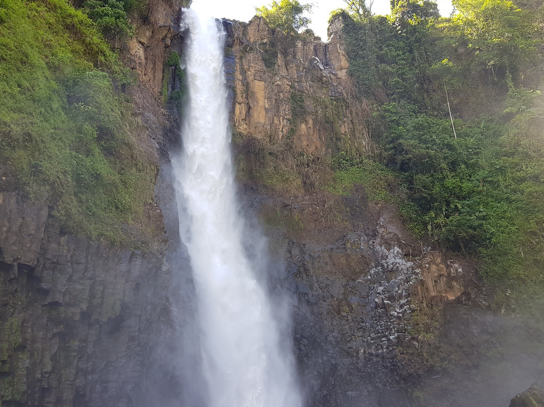 Takapala Waterfall-孟加锡必去景点