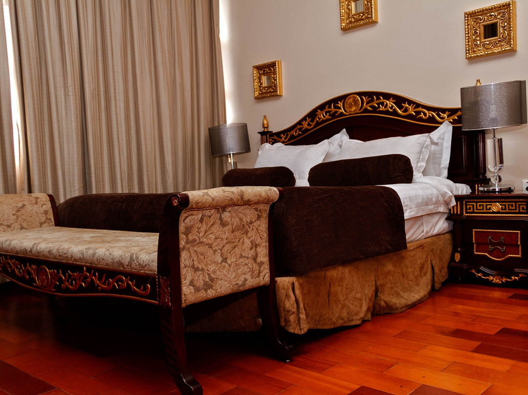 Owu Crown Hotel Ibadan主图