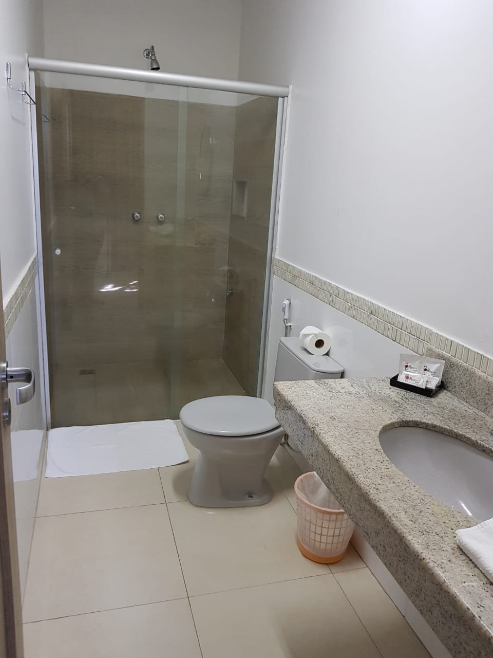 Realce Hotel-浴室