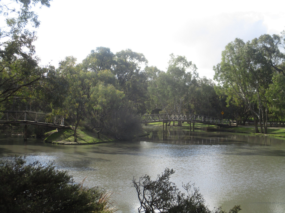 Wotonga Basin-霍舌姆必去景点