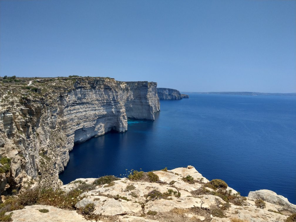 Munxar旅游景点-Sanap Cliffs