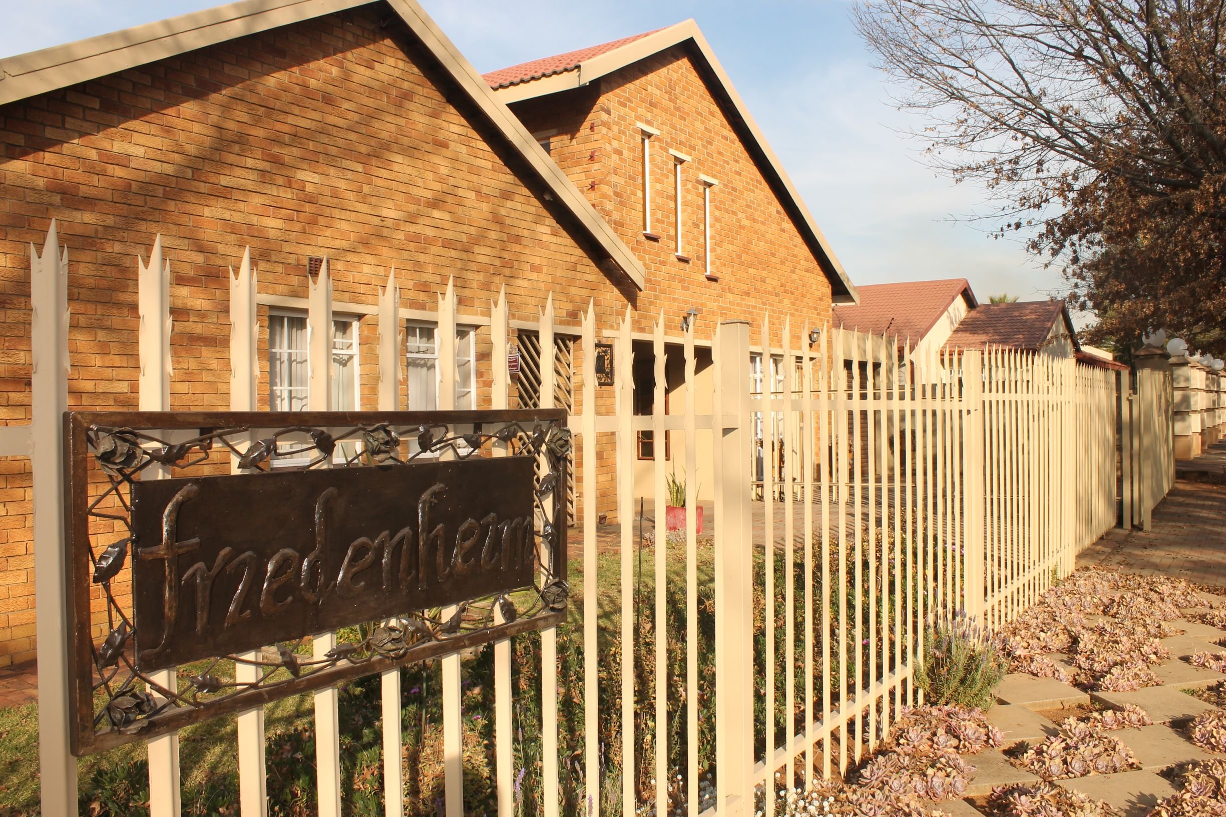 Friedenheim B&B-官方