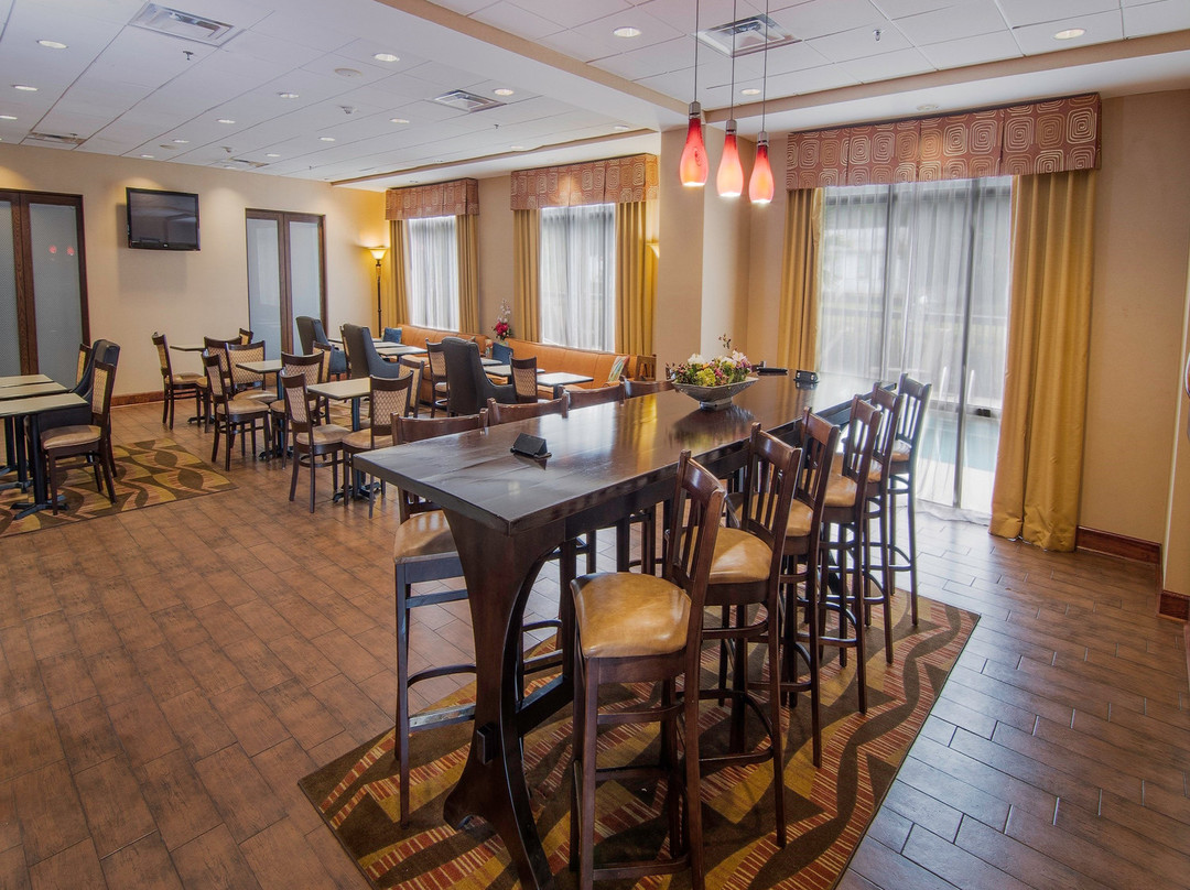 Hampton Inn Kingsland主图