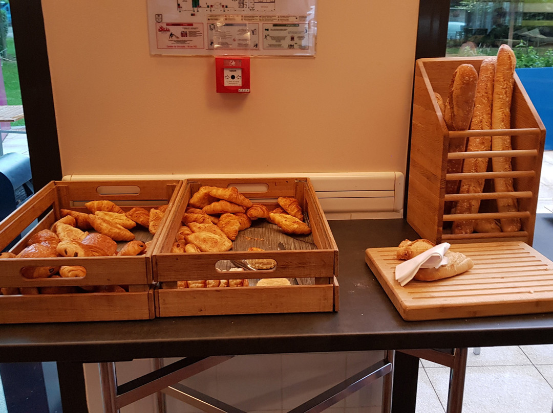 Courtyard by Marriott Paris Saint Denis主图