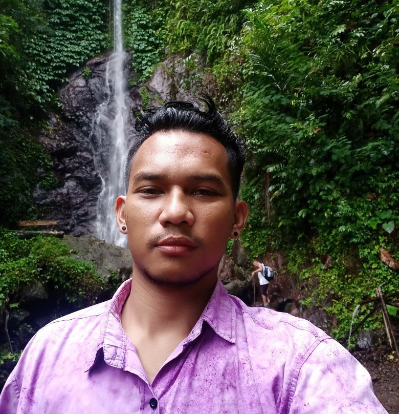 Jagasatru Waterfall景点图片