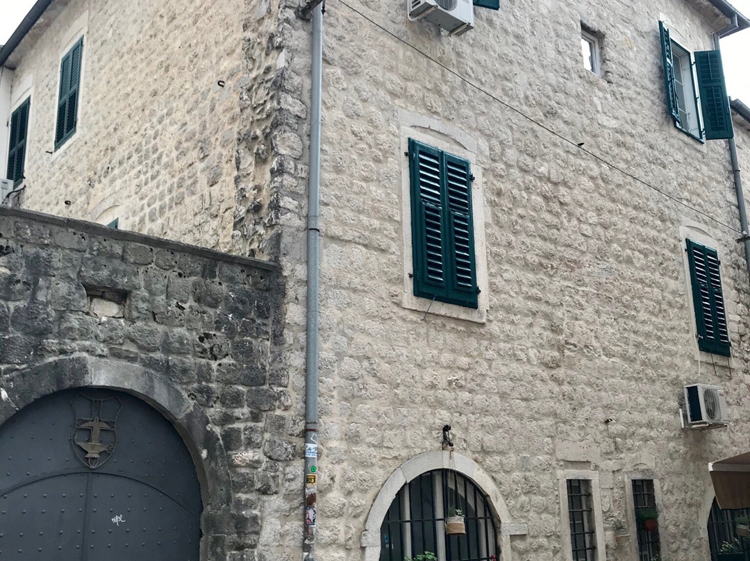 Old Kotor Prison Building-科托尔必去景点