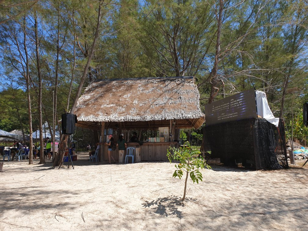 Dinawan Island景点图片