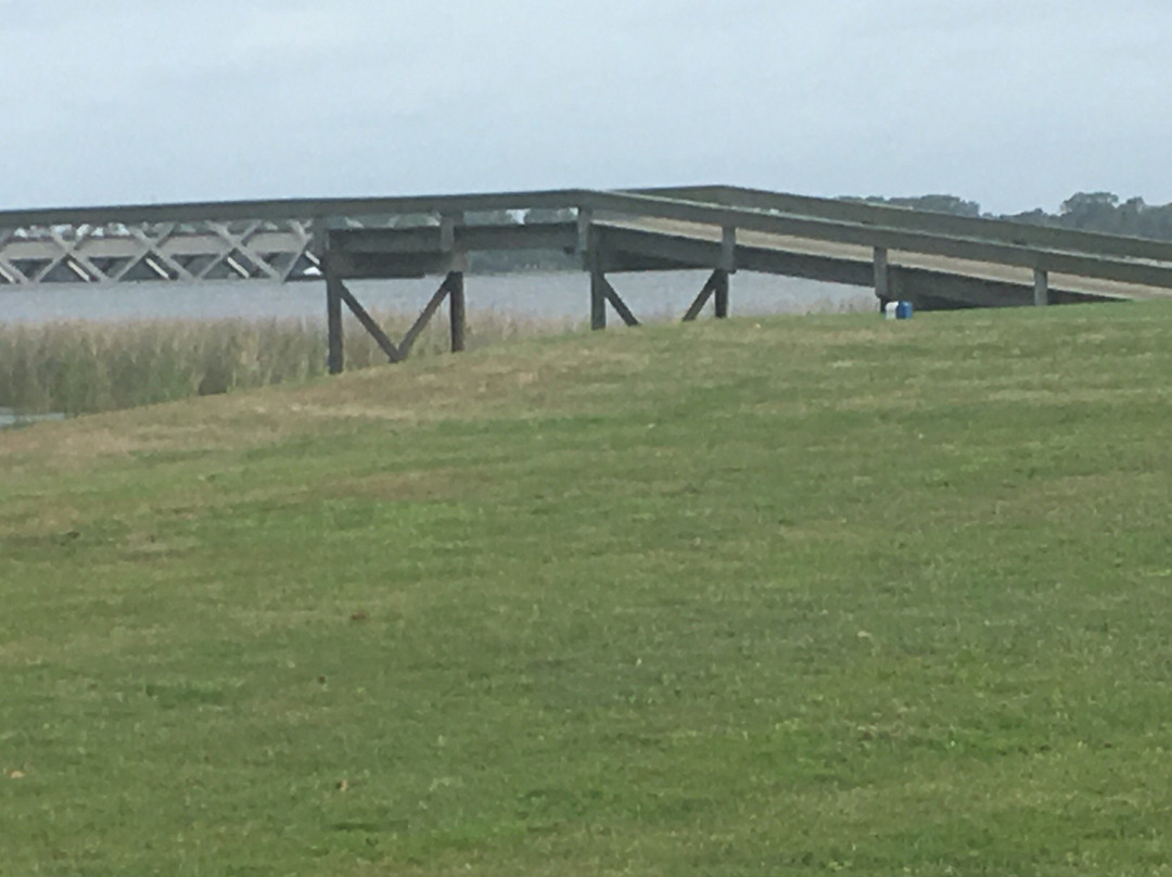 Deer Island Country Club-Tavares必去景点