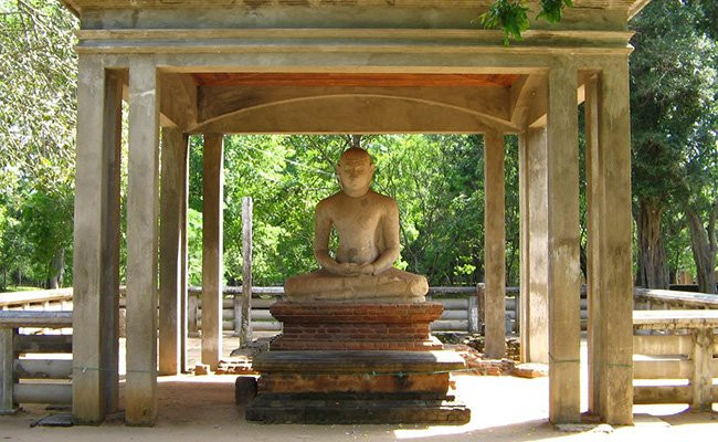 Samadhi Statue景点图片