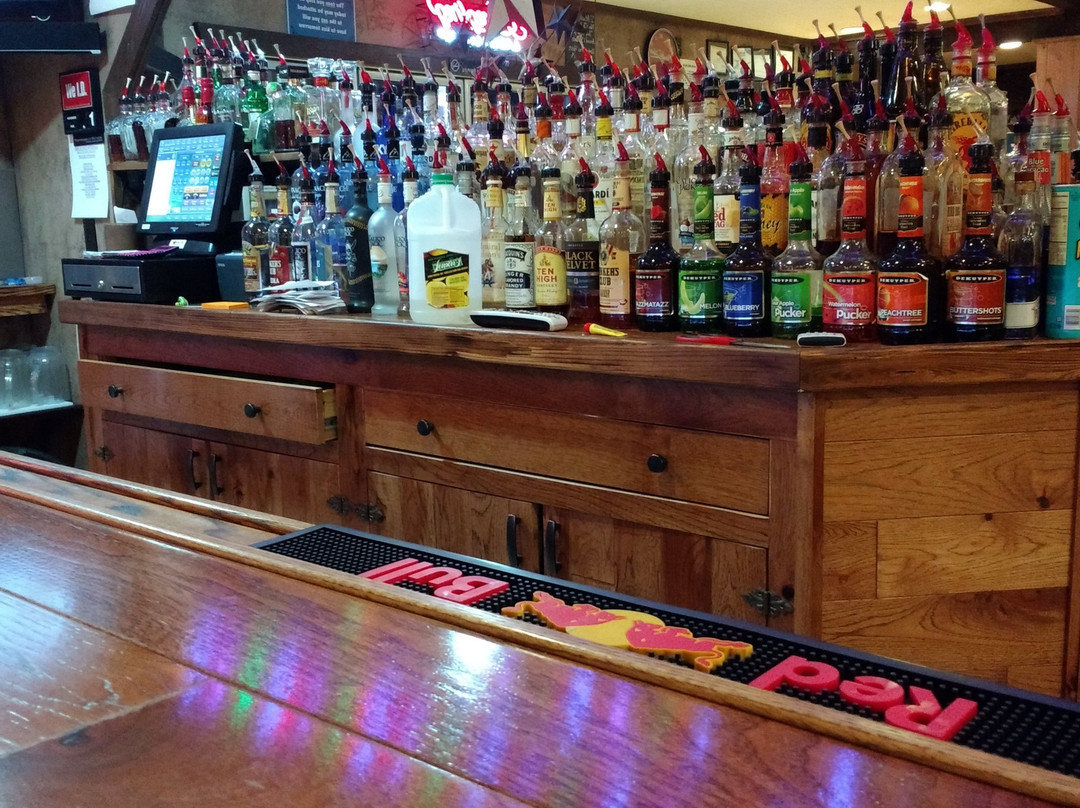 Wagon Wheel Bar and Grill景点图片