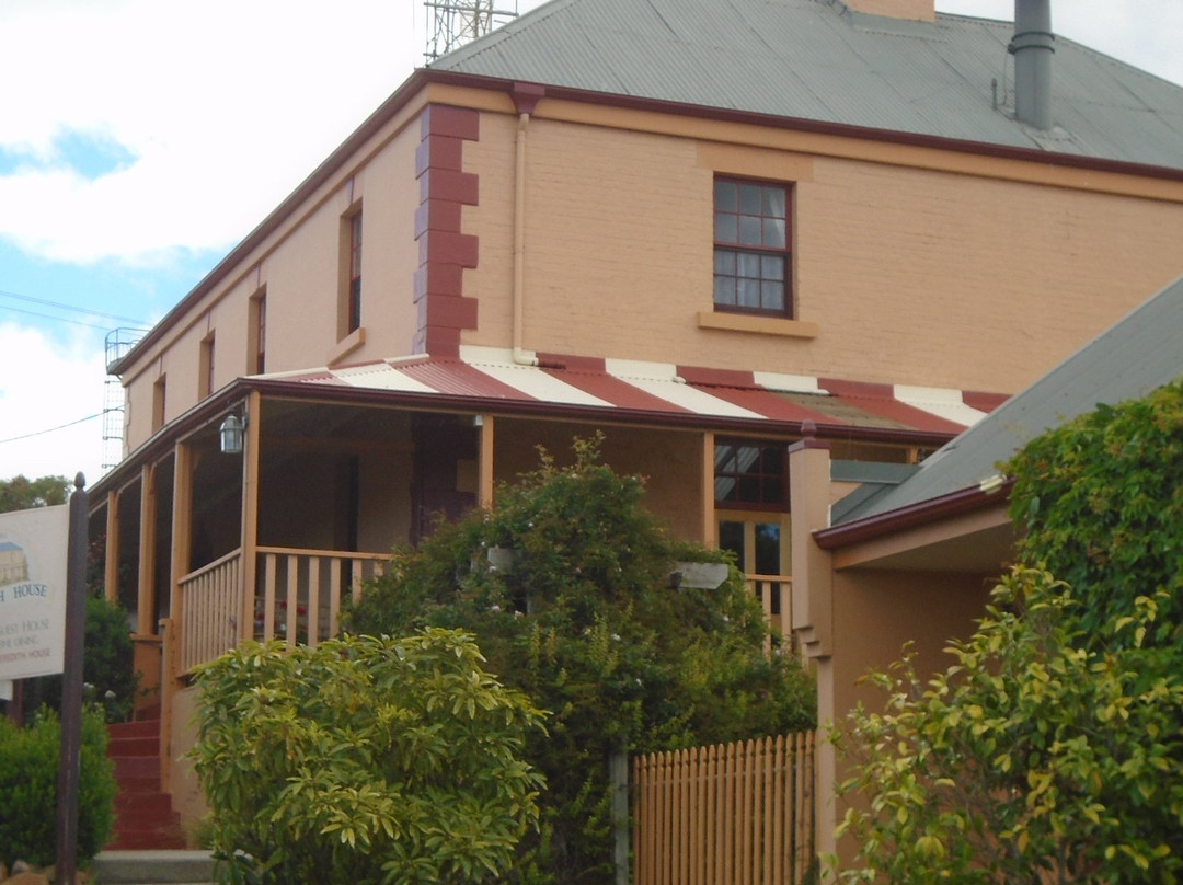 梅雷迪思之家酒店主图